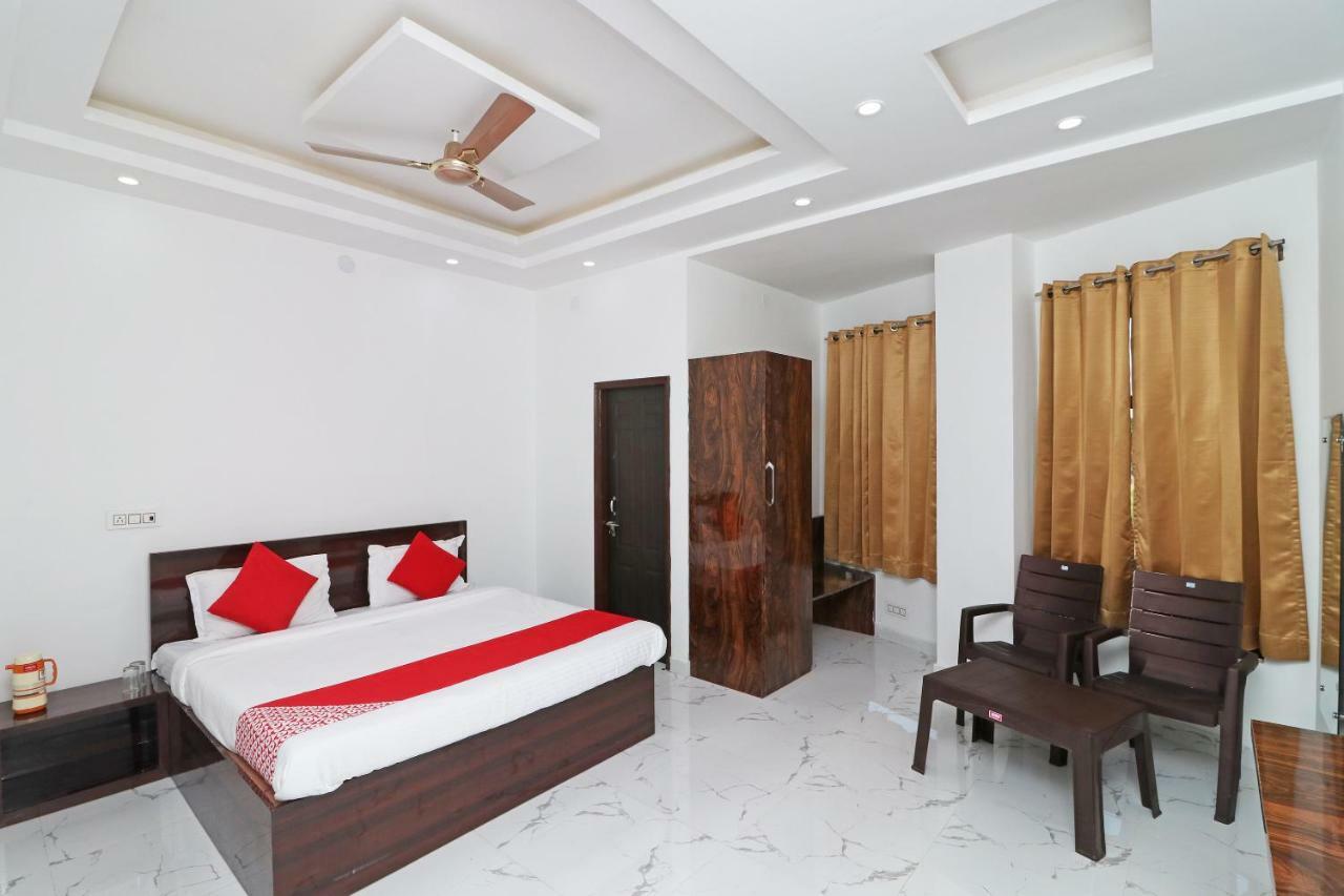 Oyo 29755 Hotel Jammu Airlines Zewnętrze zdjęcie