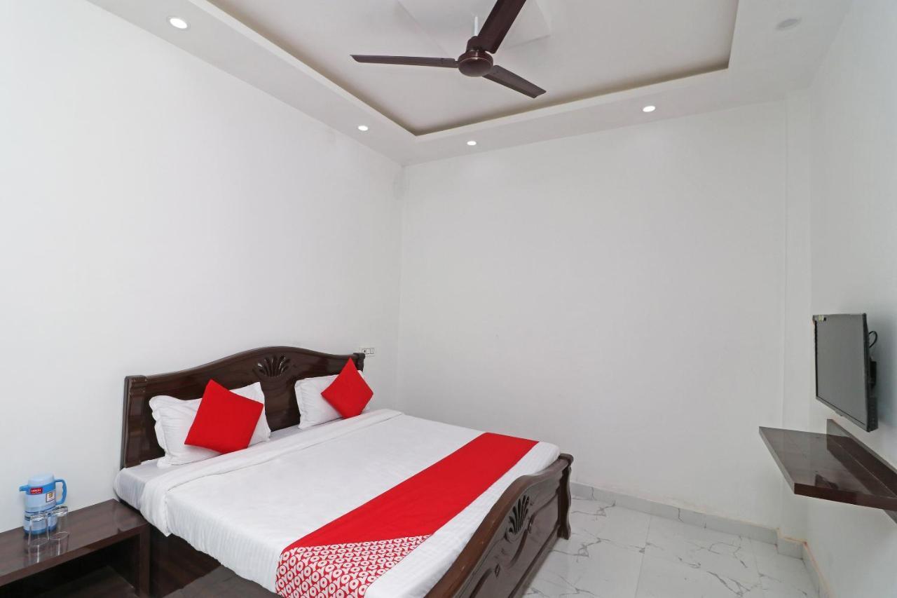 Oyo 29755 Hotel Jammu Airlines Zewnętrze zdjęcie